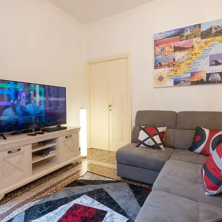 Waterfront House * Genova