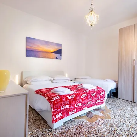 Apartman Waterfront House
